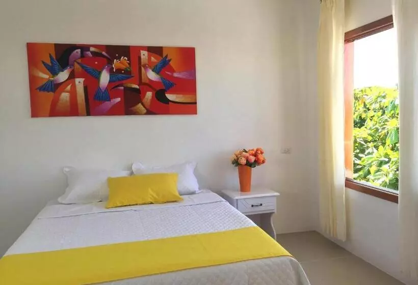 Galápagos Isabela Hotel Loja