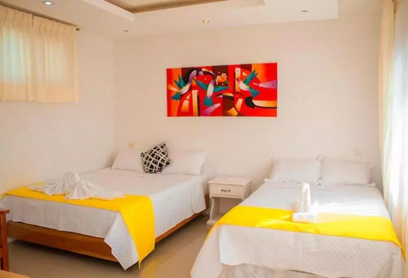 Galápagos Isabela Hotel Loja