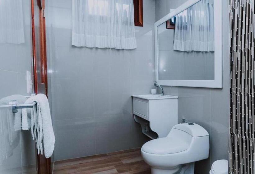 Galápagos Isabela Hotel Loja