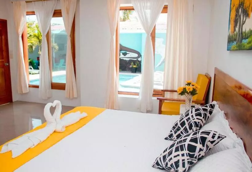 Galápagos Isabela Hotel Loja