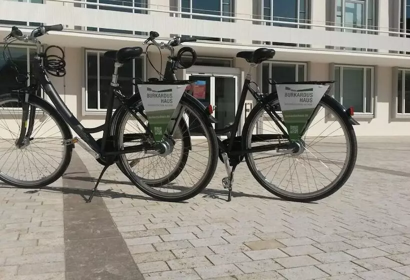 هتل Burkardushaus, Tagungszentrum Am Dom