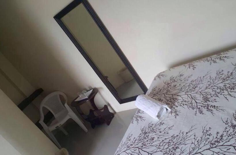 فندق Cabinas Gosen