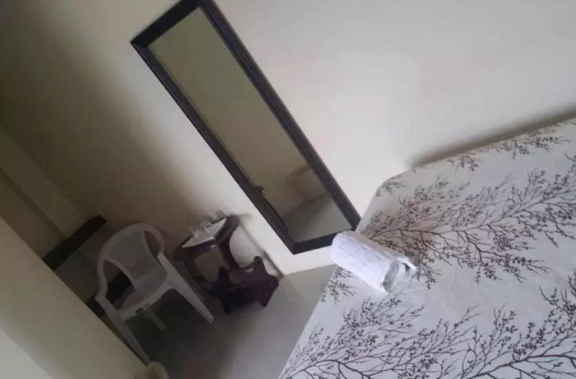 هتل Cabinas Gosen