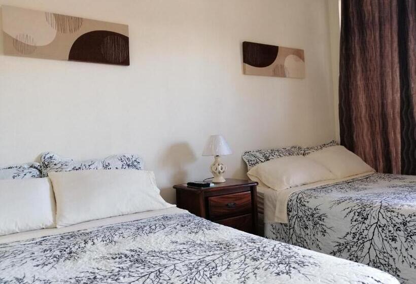 فندق Cabinas Gosen