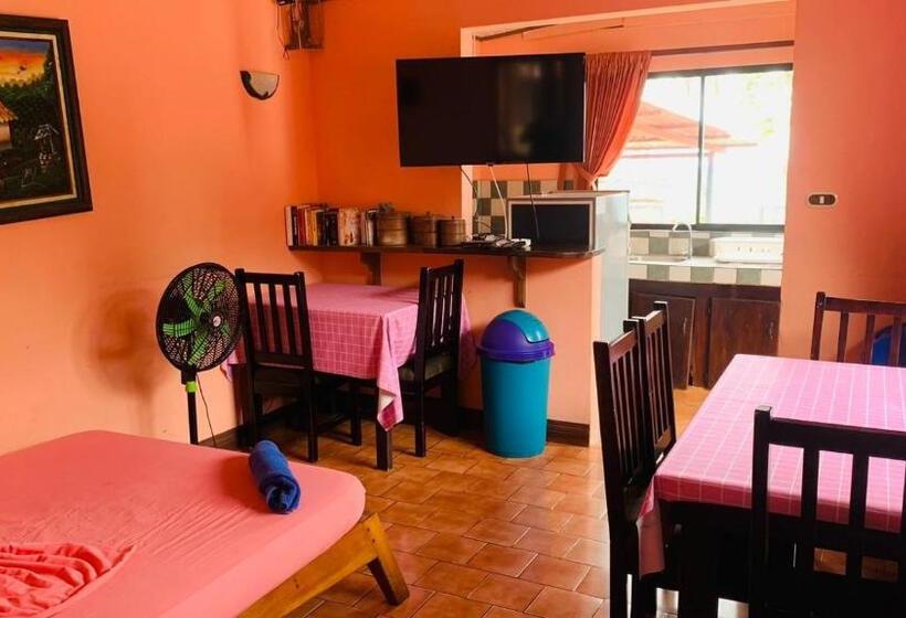 בית מלון כפרי Cabinas Mar Y Cielo