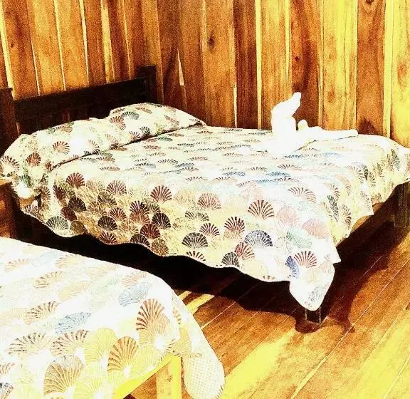 Hotelli Cabinas Monteverde Paraíso