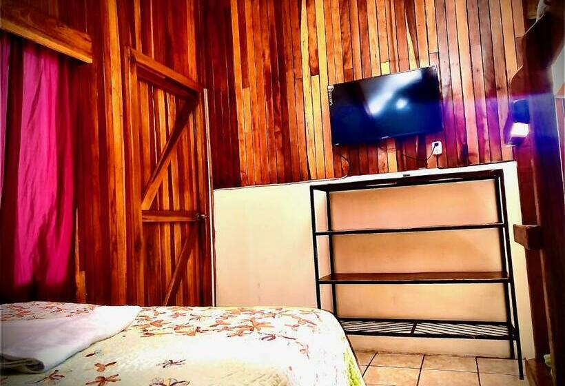 فندق Cabinas Monteverde Paraíso