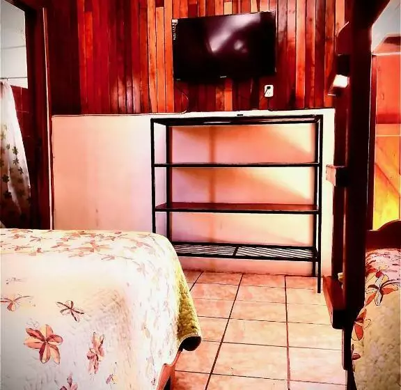 Hotelli Cabinas Monteverde Paraíso