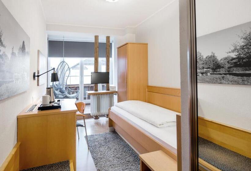 ホテル Gasthof Zur Krone