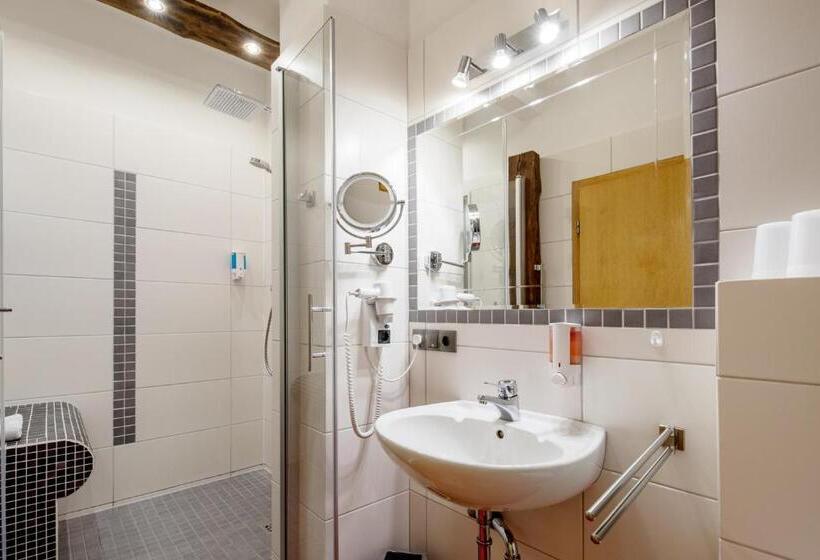 ホテル Gasthof Zur Krone