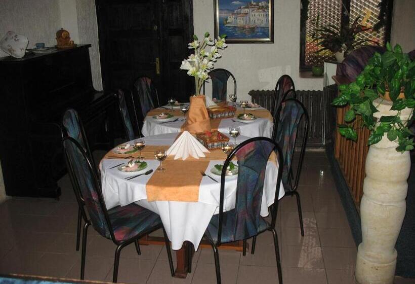 בית מלון כפרי Kovarna