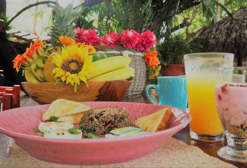 فندق Locanda Samara Beach