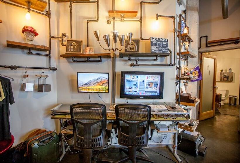 ホテル Podshare Hollywood