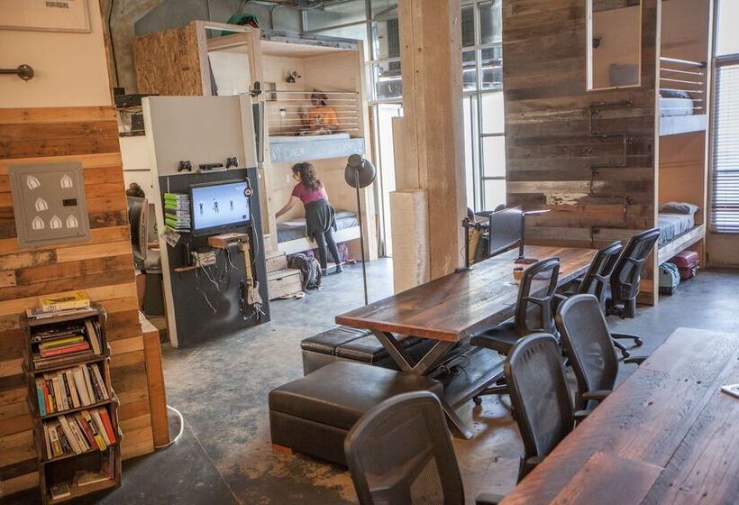 ホテル Podshare Hollywood