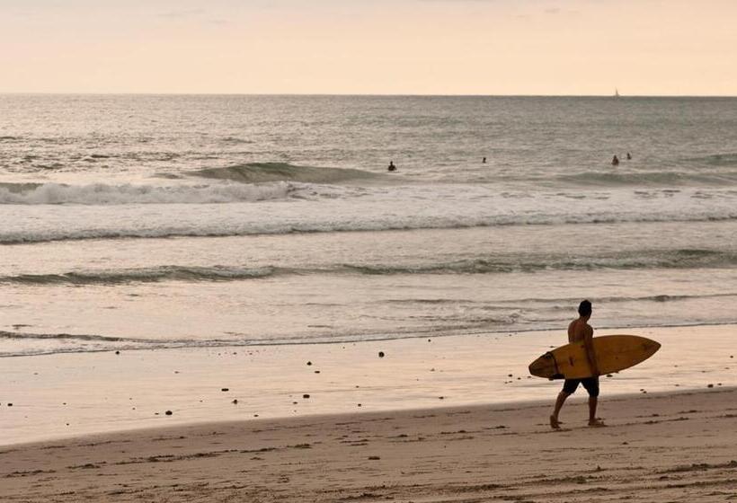 هتل Santa Teresa Surf Vista Villas