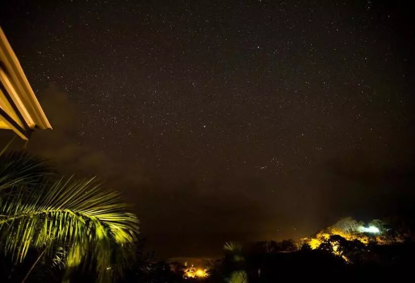 ホテル Santa Teresa Surf Vista Villas