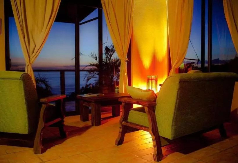 ホテル Santa Teresa Surf Vista Villas