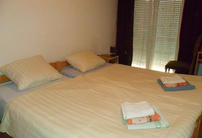 هتل Sobe U Kucanstvu Mbm