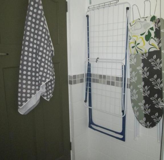 فندق The 3 Chimneys Guest House