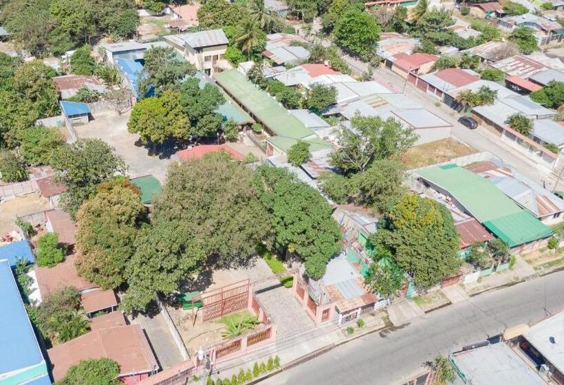 هتل Villa Hermosa