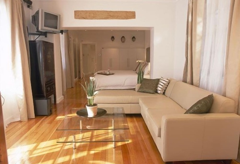 فندق Villa Honeywood Guest House