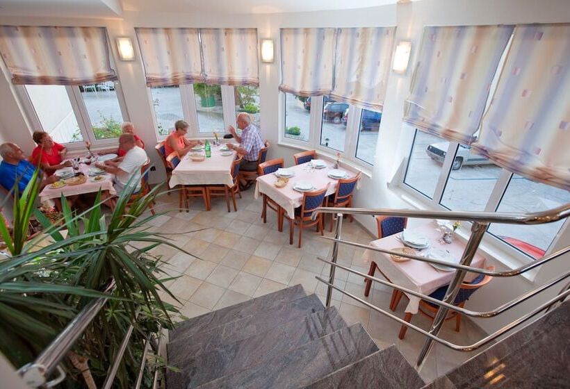 ホテル Villa Vinka