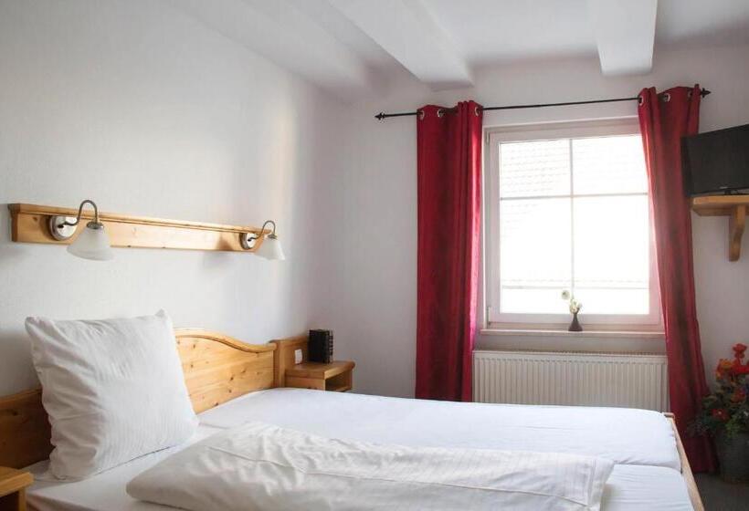 Hotel Gasthof Weißer Löwe Inh Björn Simon Reese