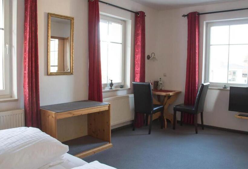 Hotel Gasthof Weißer Löwe Inh Björn Simon Reese