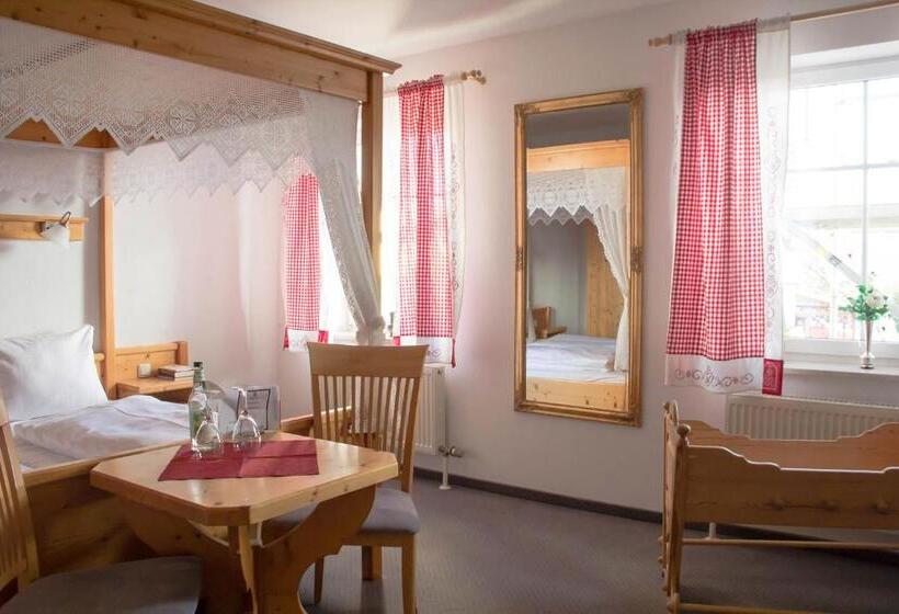 Hotel Gasthof Weißer Löwe Inh Björn Simon Reese