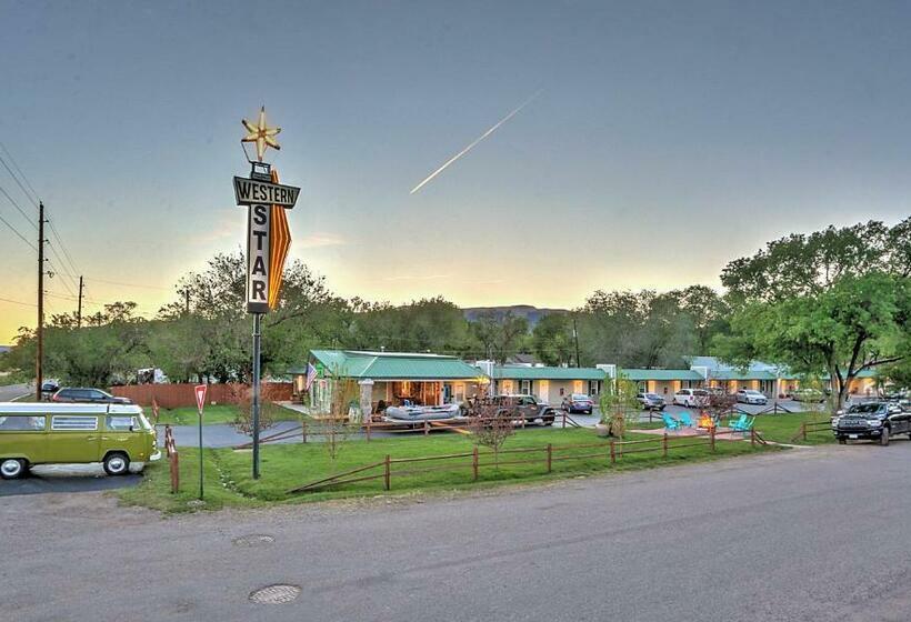 호텔 Western Star Inn