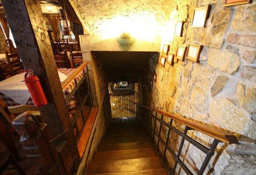 酒店 Xiv Century Rooms