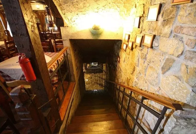 هتل Xiv Century Rooms