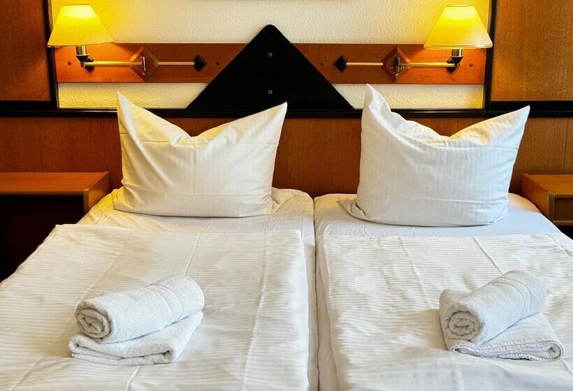 Отель Zur Eiche