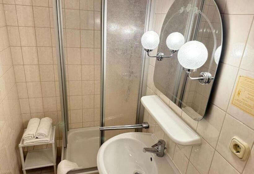 Отель Zur Eiche