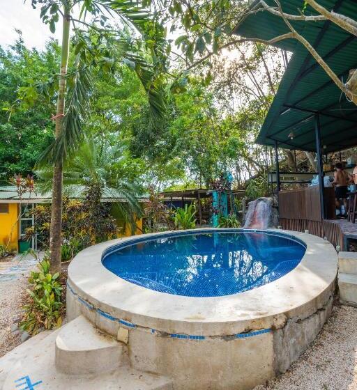 Pura Vida Mini Hostel Santa Teresa