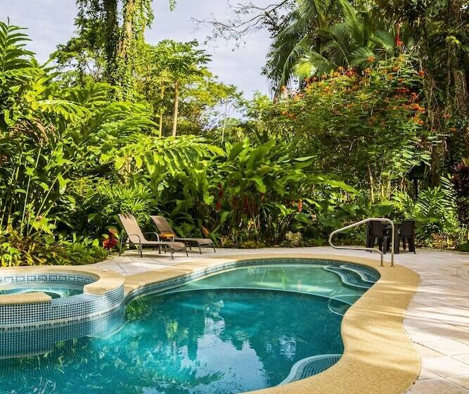 استراحتگاه El Nido Jungle Lodge