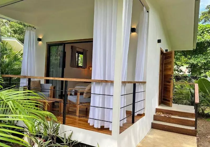 استراحتگاه El Nido Jungle Lodge