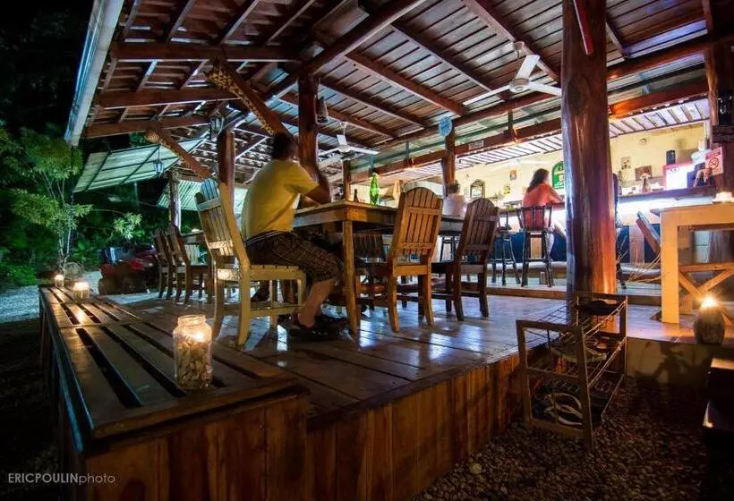 Lomakeskus Funky Monkey Lodge