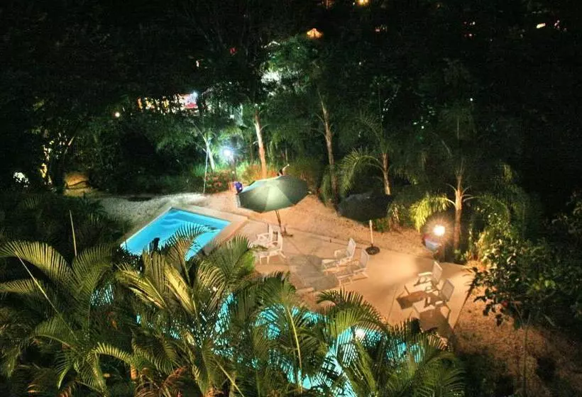 Lomakeskus Funky Monkey Lodge