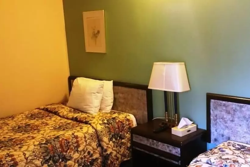 Hotelli A Voyageur S Guest House