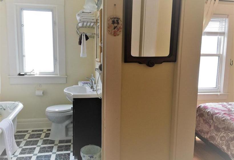 Отель Acacia Bed And Breakfast