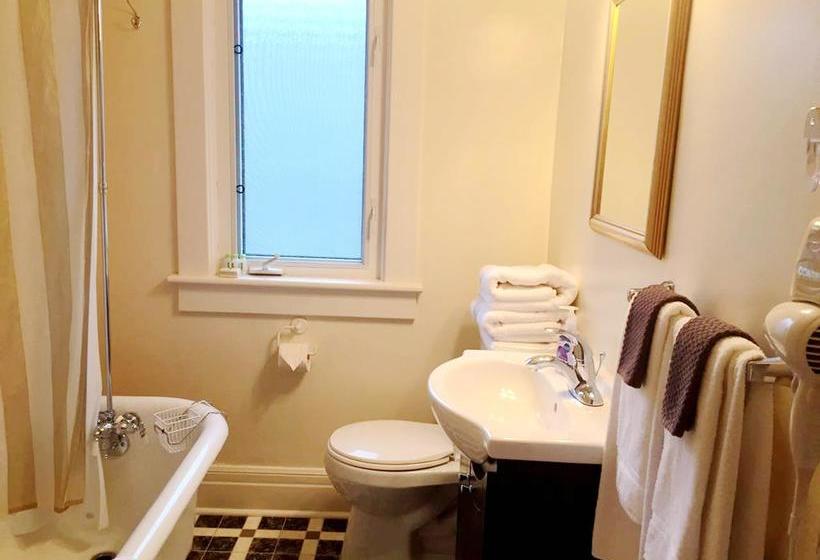 Отель Acacia Bed And Breakfast