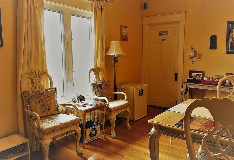 Отель Acacia Bed And Breakfast