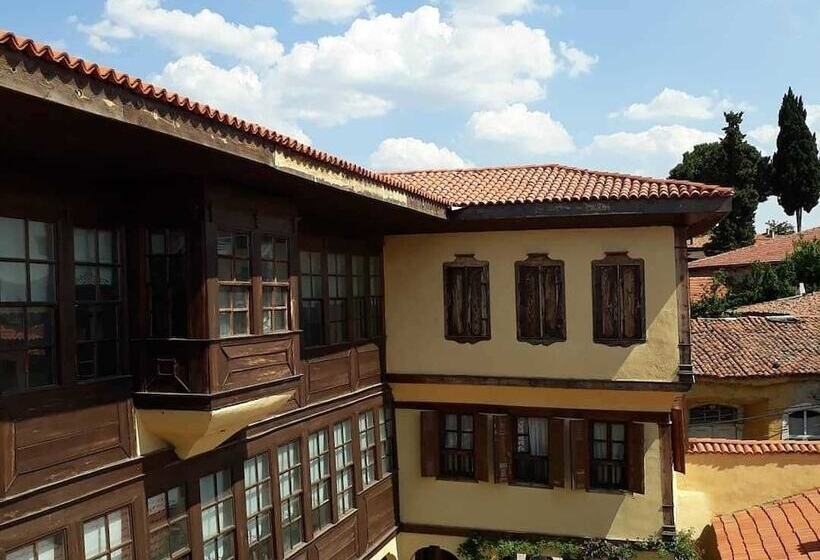 Anemon Koleksiyon Kula Otel