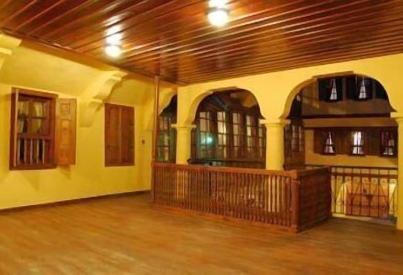 Anemon Koleksiyon Kula Otel