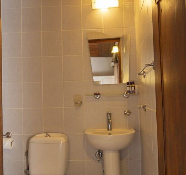 Anemon Koleksiyon Kula Otel