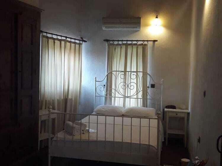 Anemon Koleksiyon Kula Otel