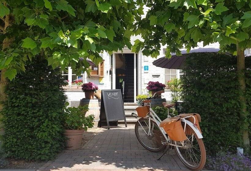 בית מלון כפרי Au Nom De Dieu