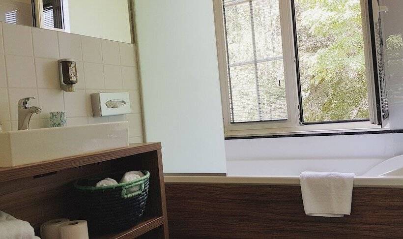 בית מלון כפרי Au Nom De Dieu