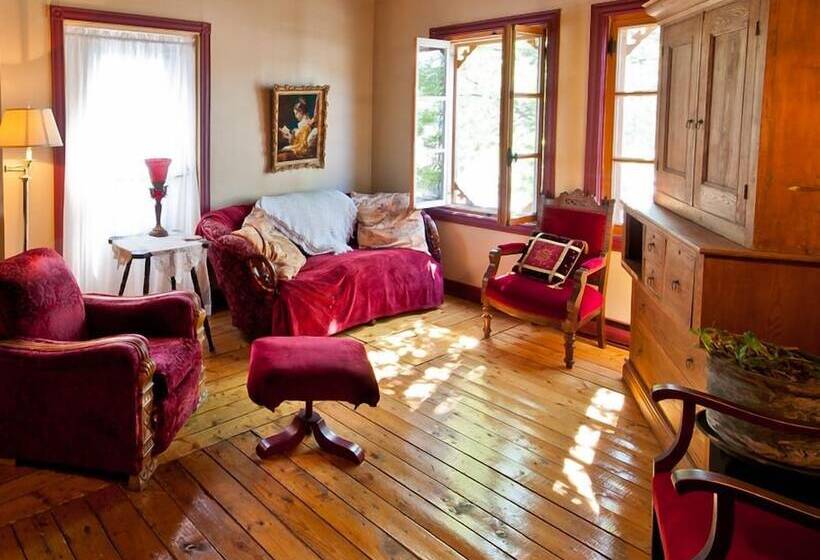 Отель Auberge Des îles Du Bic